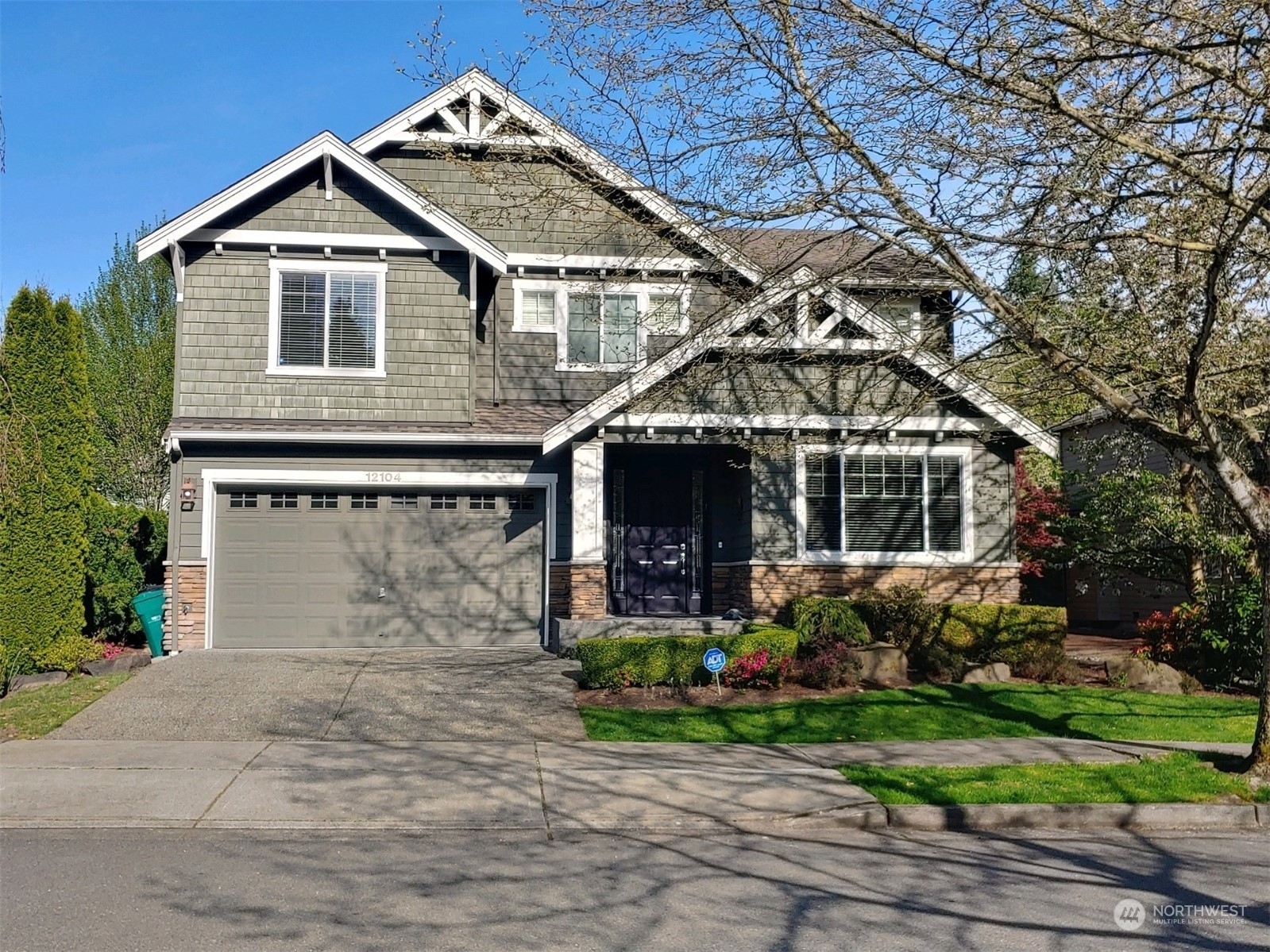 Property Photo: 12104 178th Place NE WA 98052