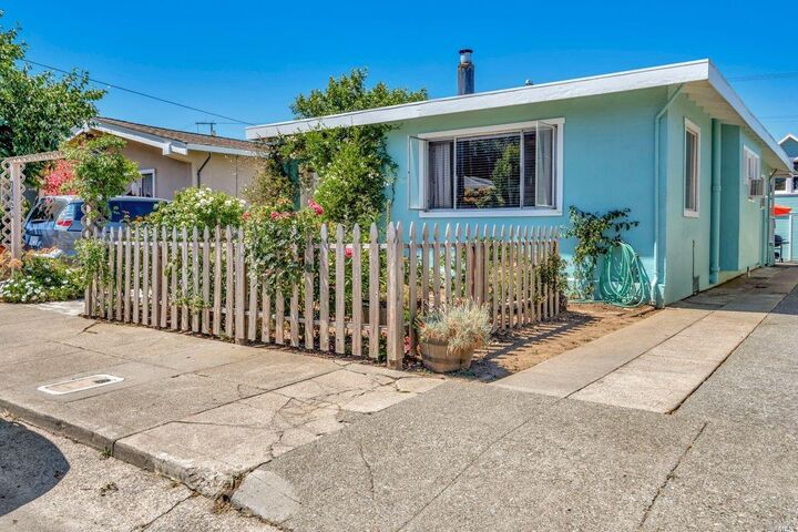 1128 Ohio Street  Vallejo CA 94590 photo
