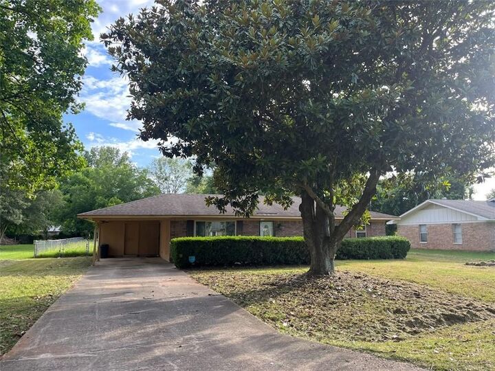 146 Marie Street  Natchitoches LA 71457 photo