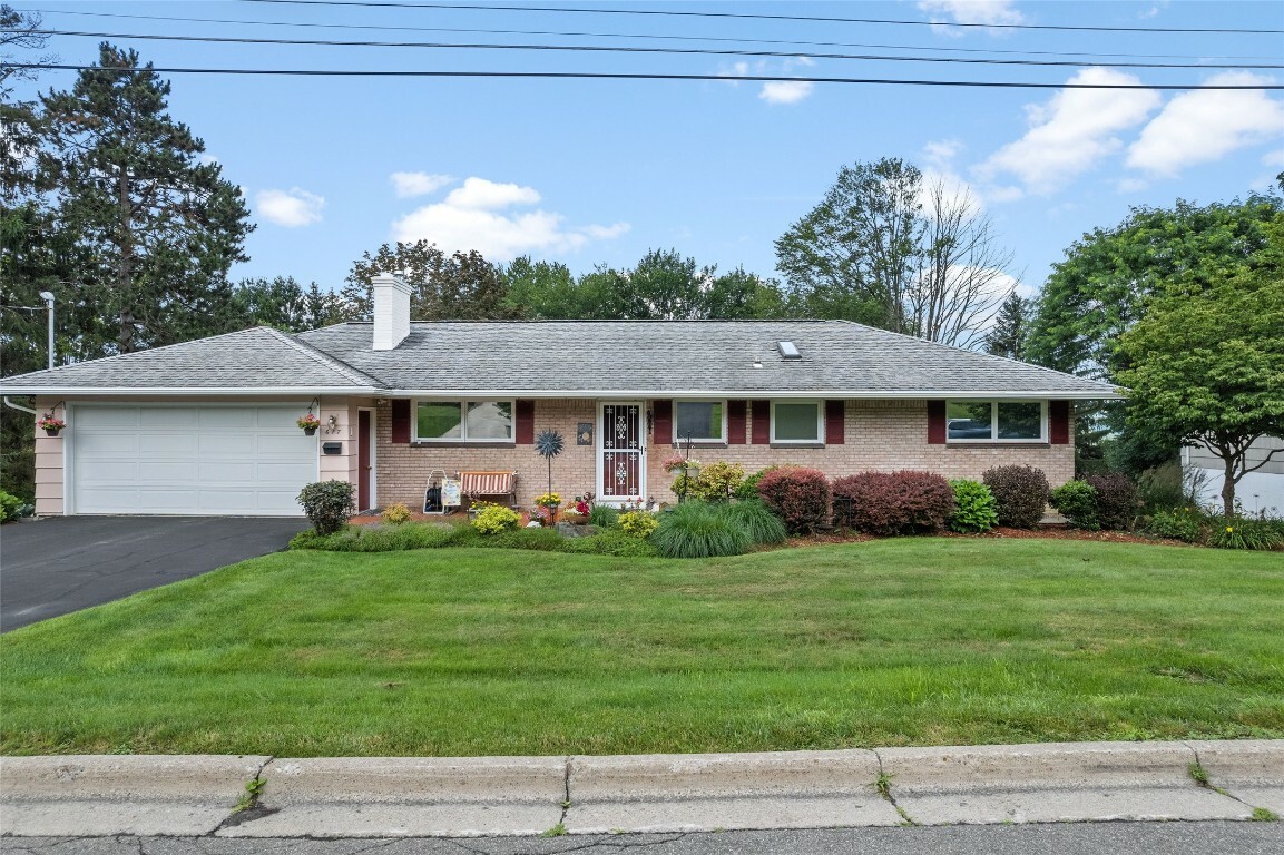 617 Sunset Drive  Endwell NY 13760 photo