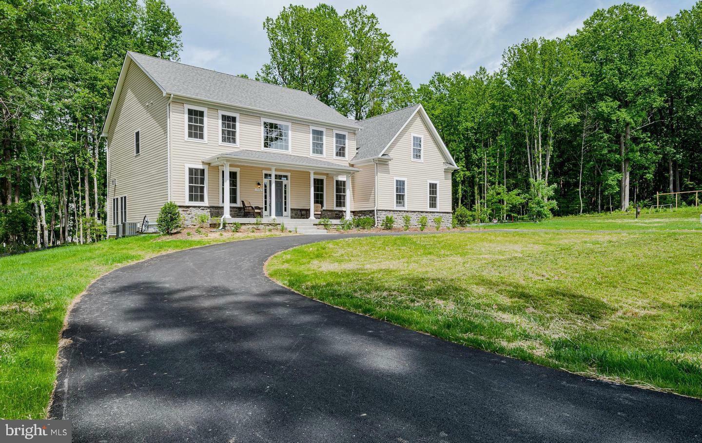 Property Photo:  1319 German Driveway  MD 21076 