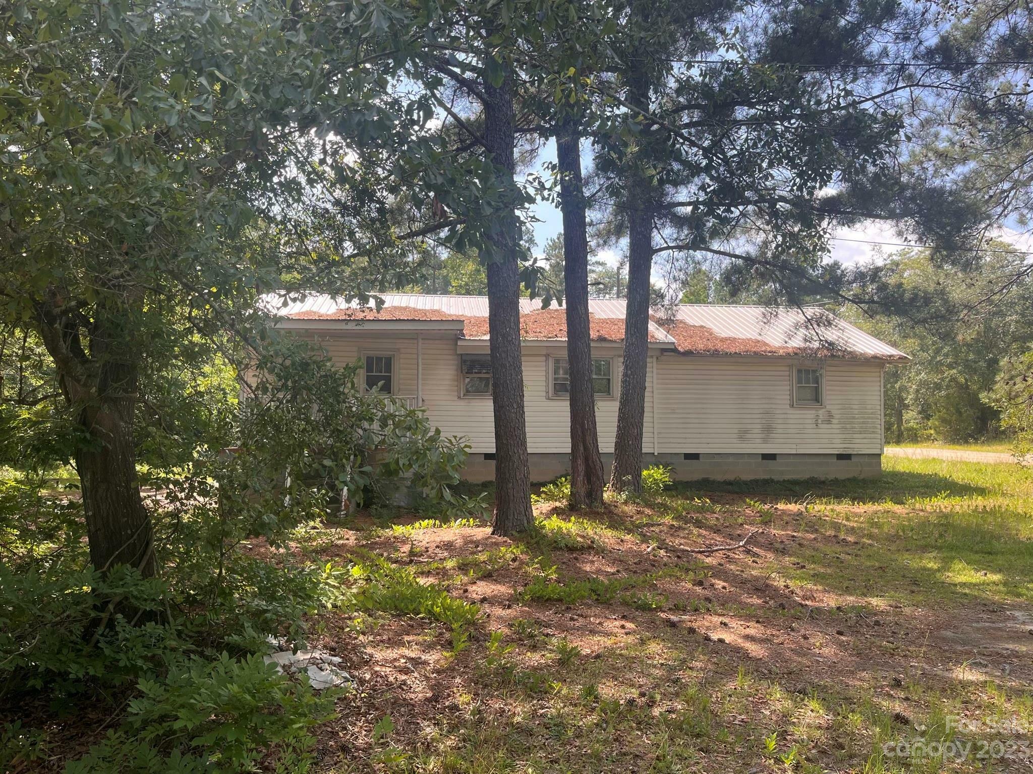 Property Photo:  210 Billy Covington Road  NC 28379 