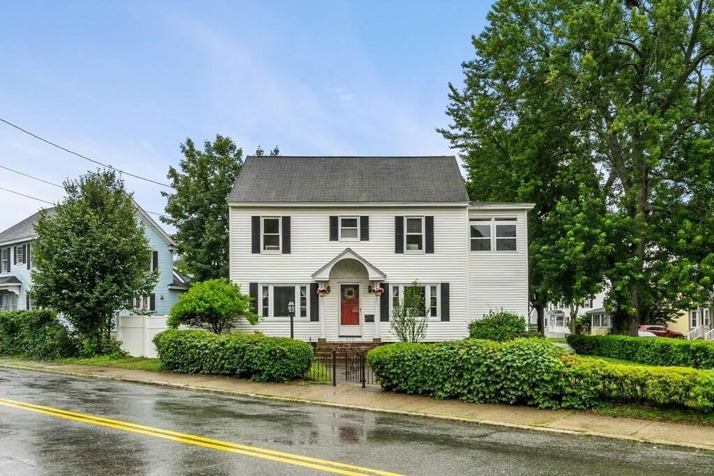 Property Photo: 428 Parker St MA 01851