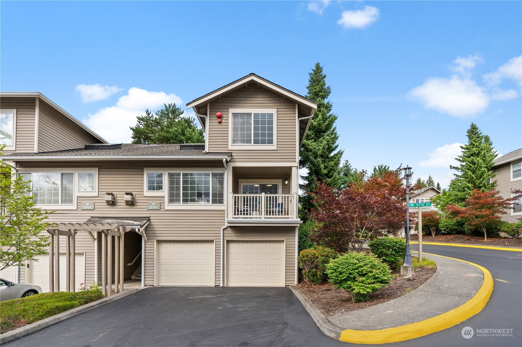 18582 NE 57th Street 18582  Redmond WA 98052 photo