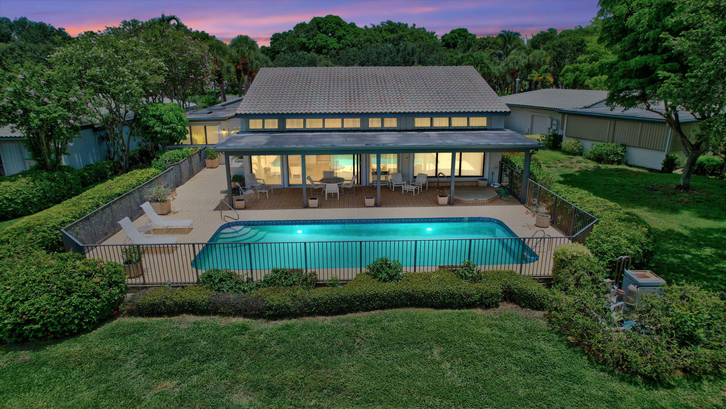 Property Photo: 8 Bristol Circle FL 33436