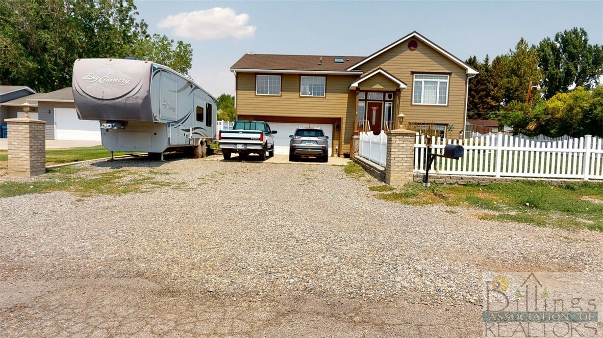 Property Photo:  401 W 14th St  MT 59044 