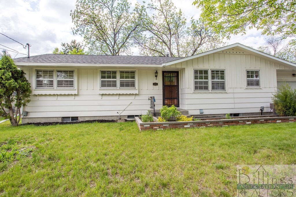 Property Photo:  2110 Brentwood Drive  MT 59102 
