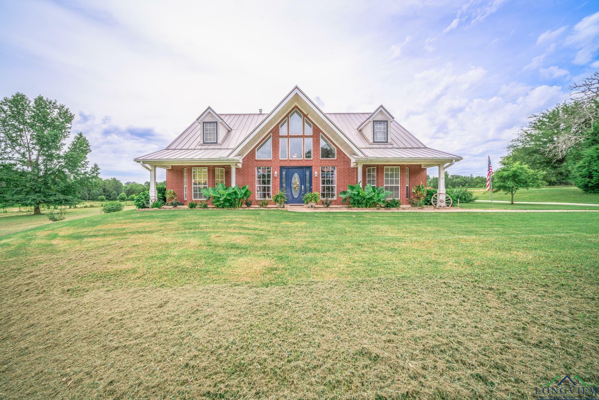 Property Photo:  2785 W Country Club Rd  TX 75602 