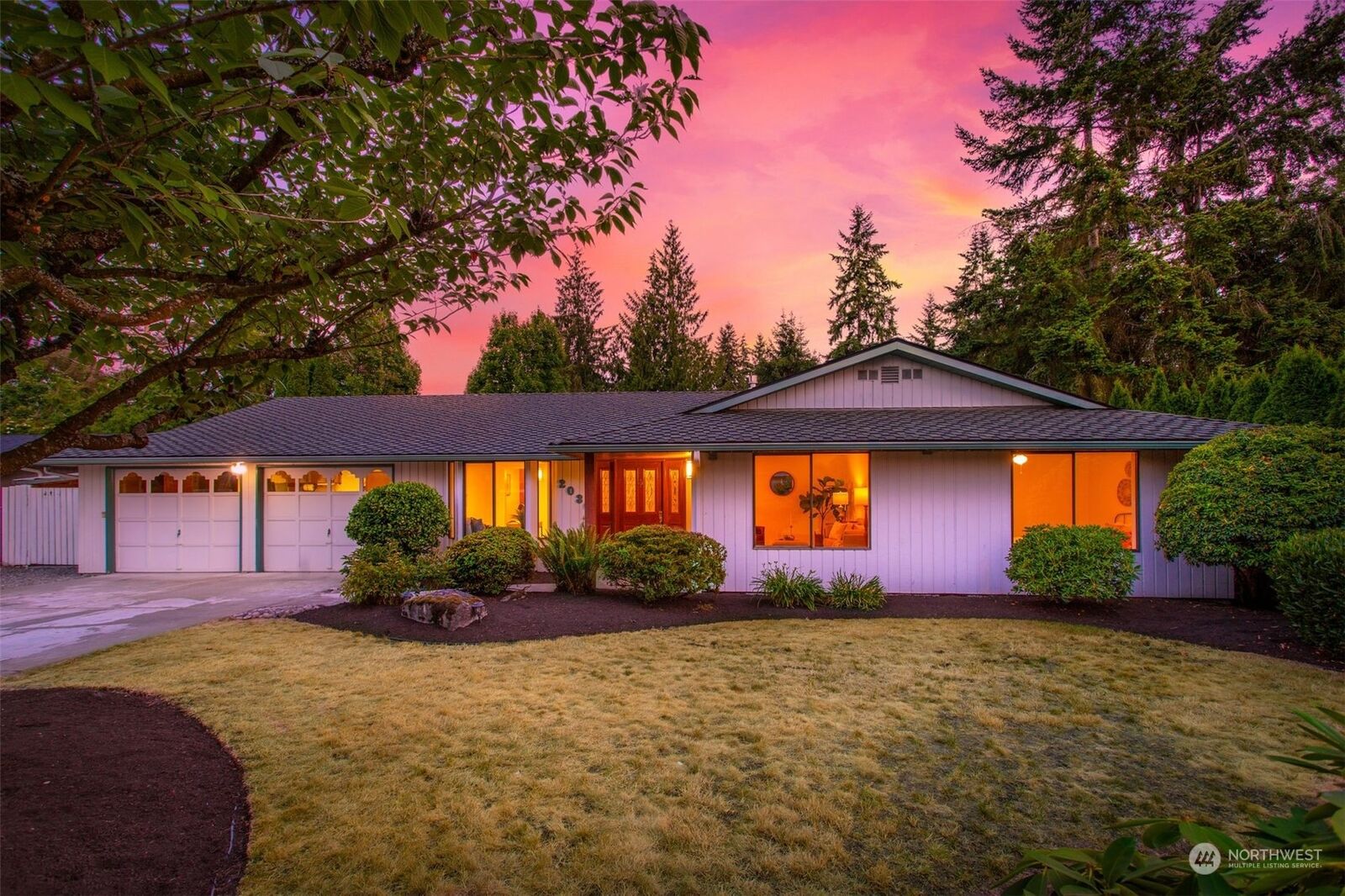 MLS2136469 2030 106th Place SE, Everett, WA 98208