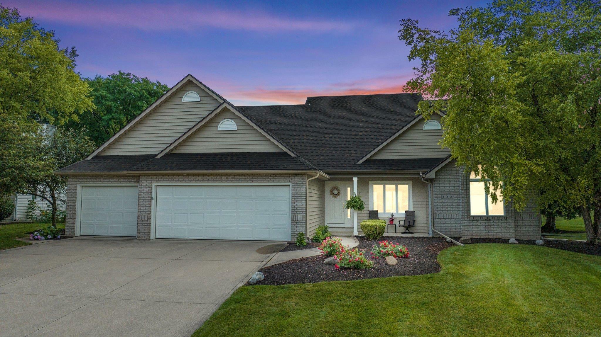 Property Photo: 11314 Chariot Court IN 46845-2114