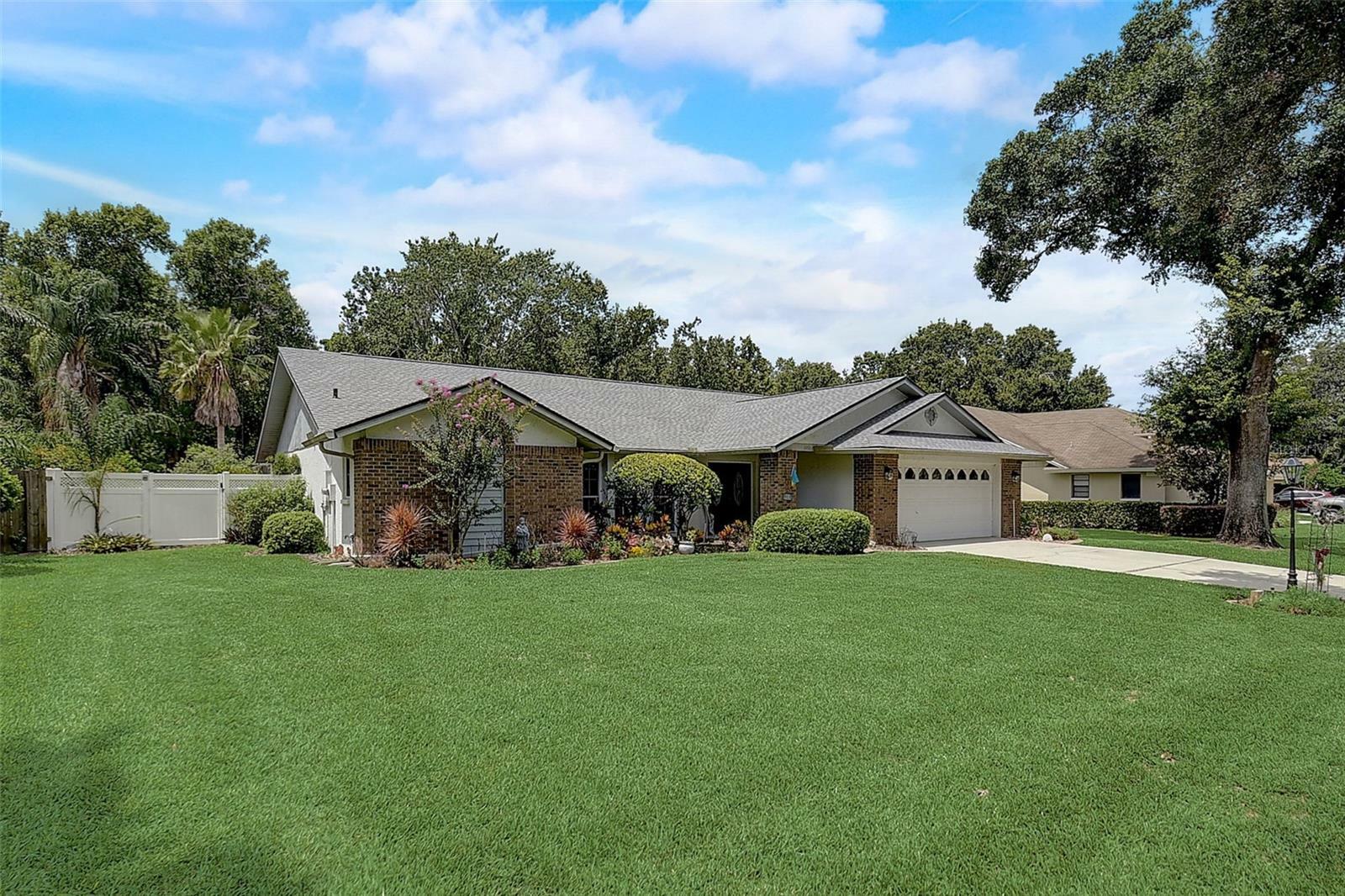 Property Photo:  3901 Lithia Ridge Boulevard  FL 33596 