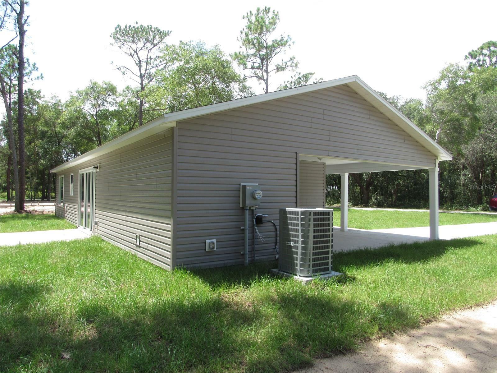 Property Photo: 5910 SE 170 Court FL 32179