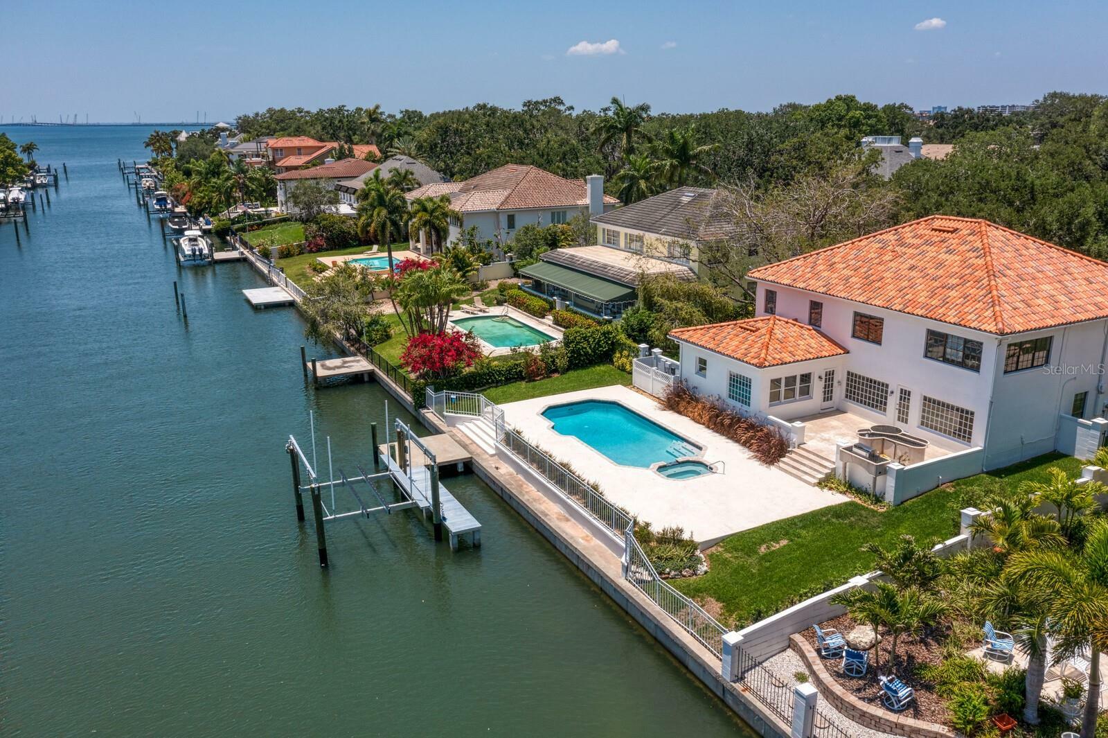 Property Photo: 4912 Andros Drive FL 33629