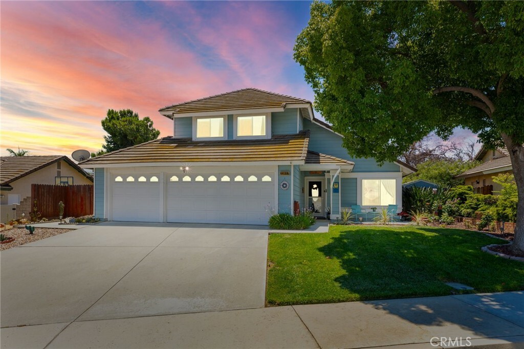 Property Photo:  22817 Sweet Pea Circle  CA 92557 