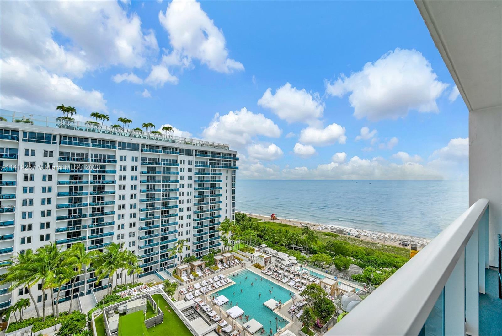 Property Photo:  2301 Collins Ave 1015  FL 33139 