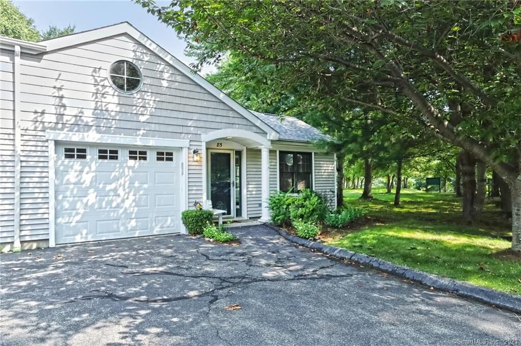 Property Photo: 85 Red Cedar Circle 85 CT 06477