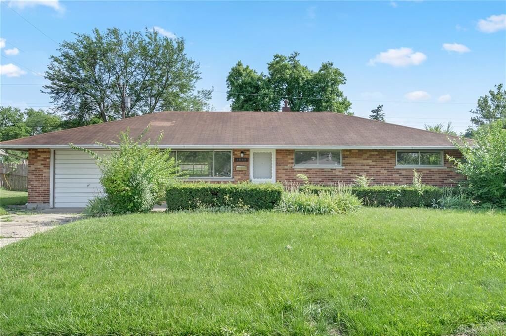 Property Photo: 2600 Bushwick Drive OH 45439