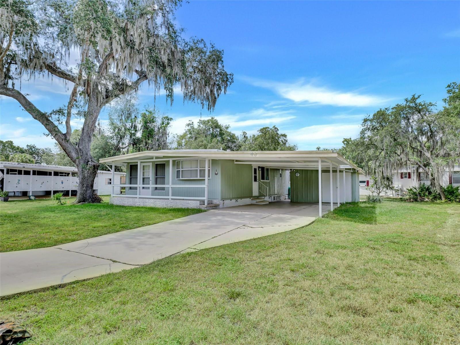 Property Photo:  48 N Bobwhite Road  FL 34785 