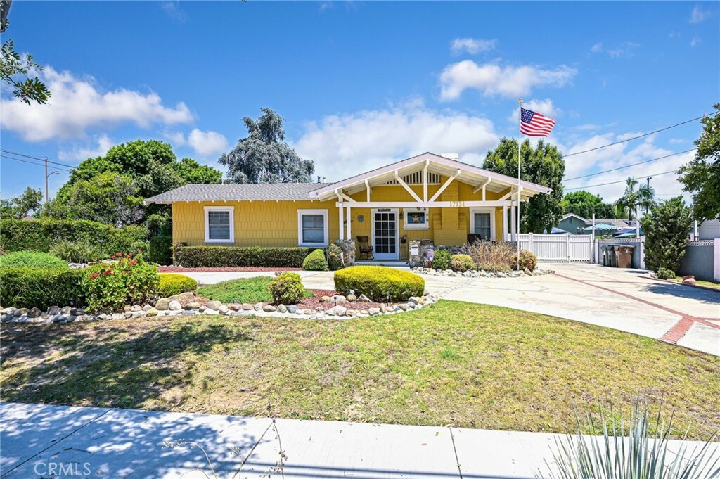 Property Photo:  17131 Orange Drive  CA 92886 