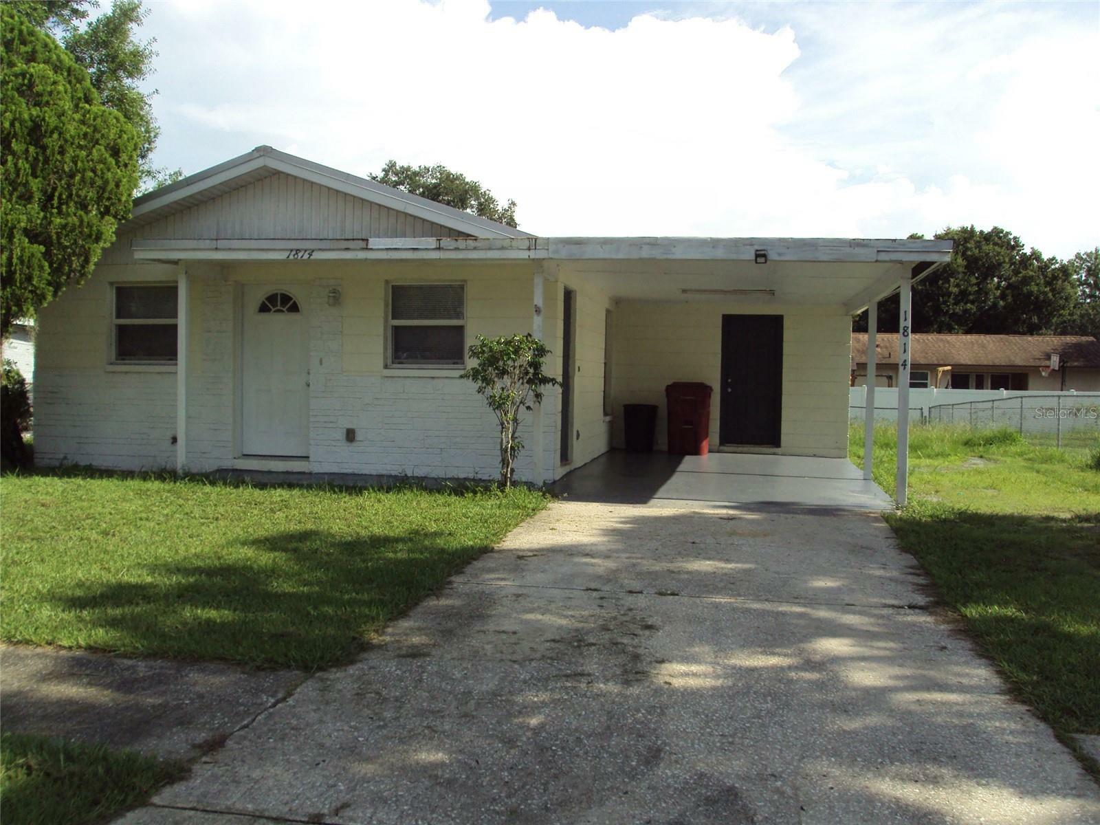 Property Photo:  1814 Bond Street  FL 33563 