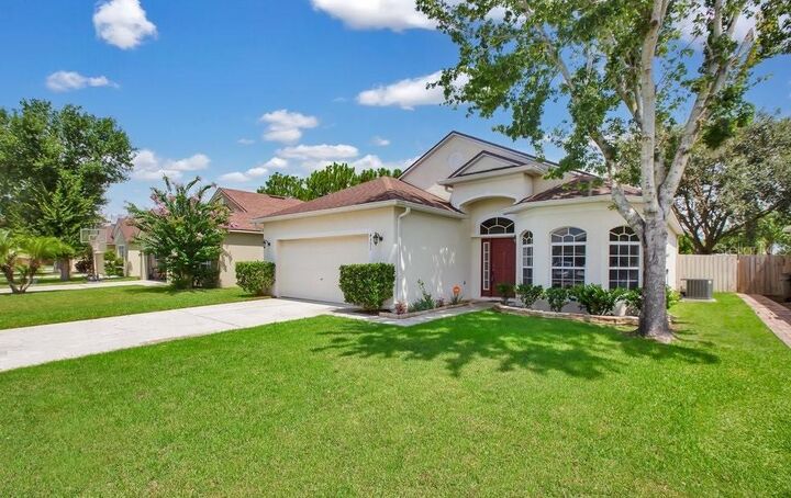 Property Photo:  4351 Waterside Pointe Circle  FL 32829 