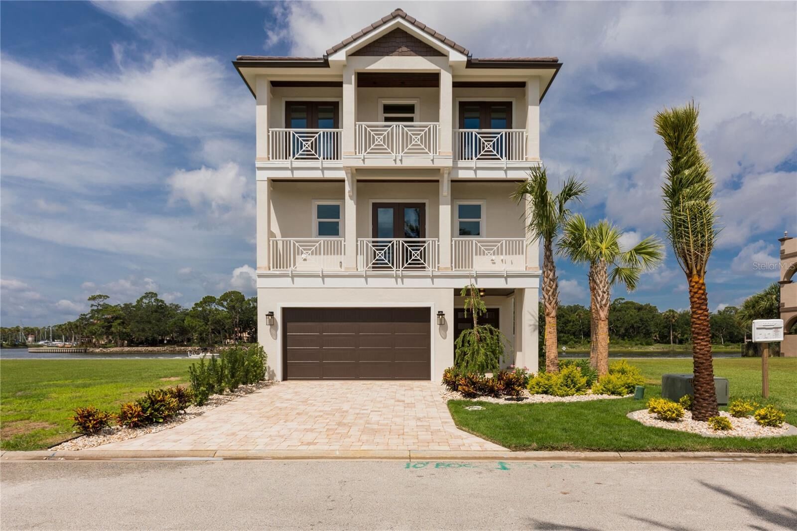 Property Photo: 240 Yacht Harbor Drive FL 32137