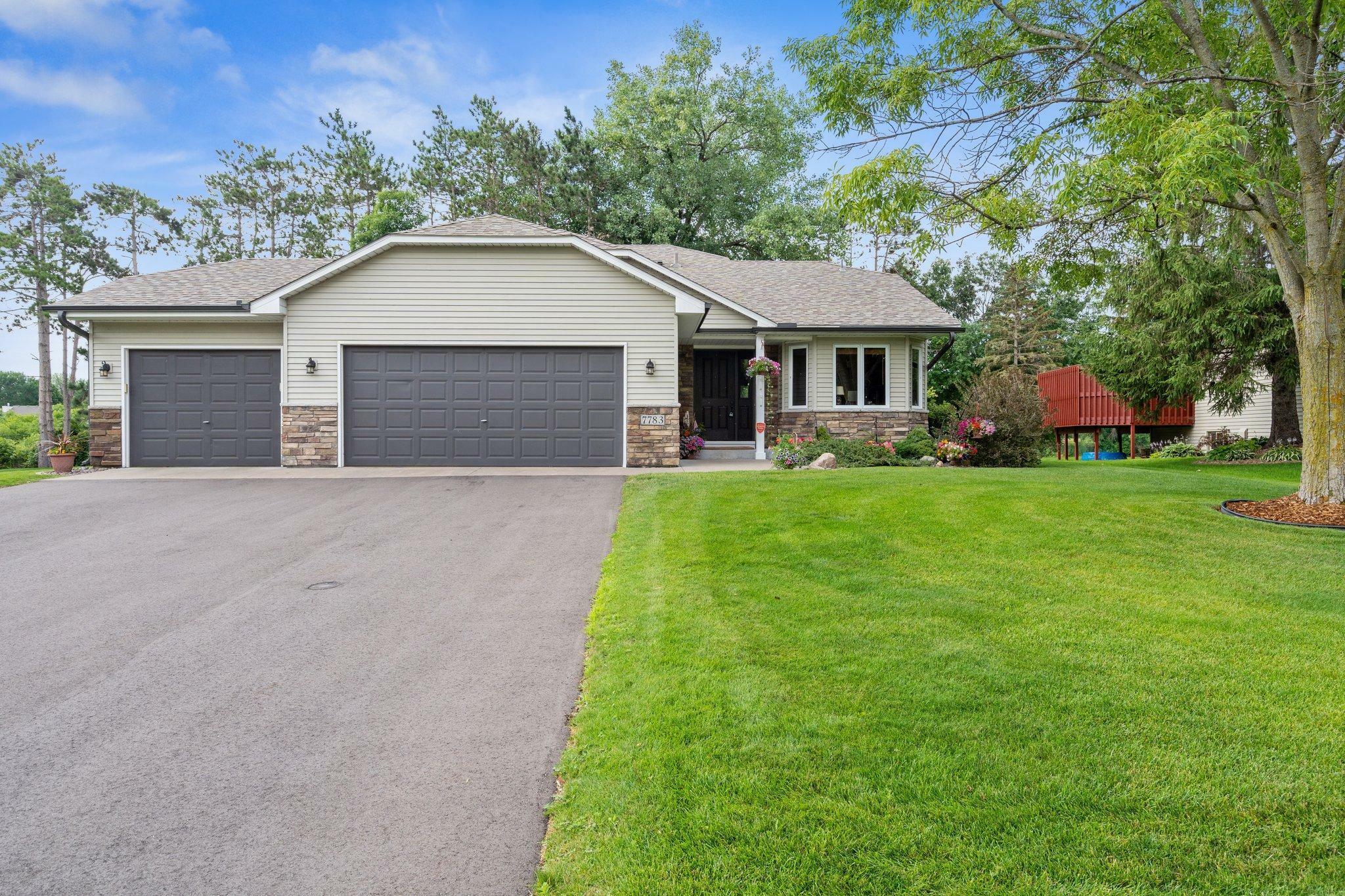 Property Photo: 7783 Upper 26th Street N MN 55128