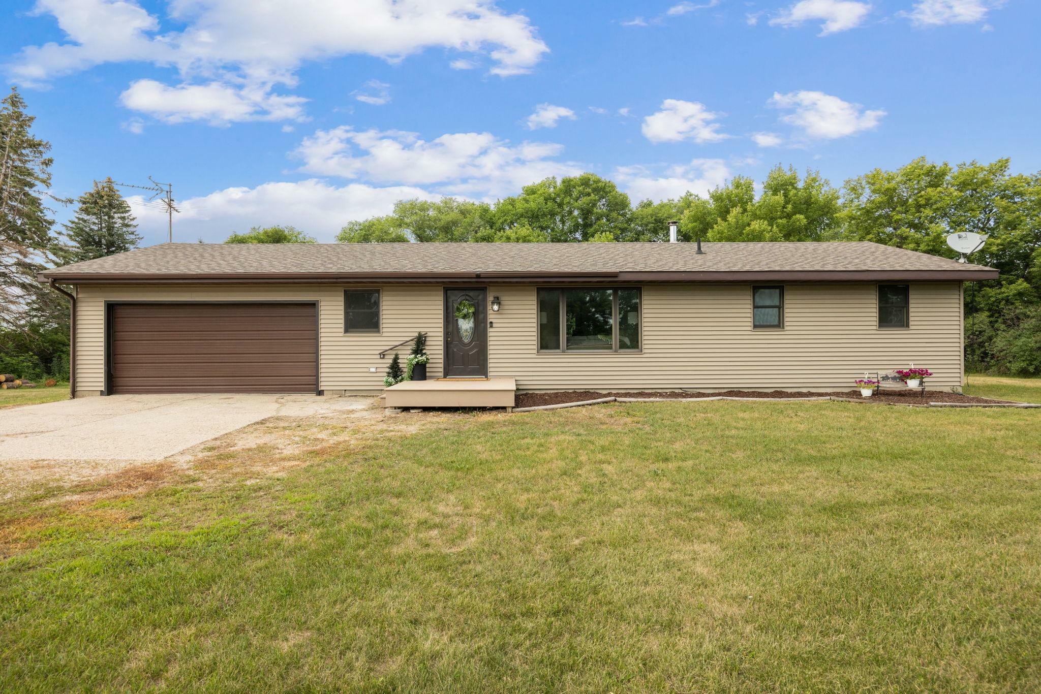 Property Photo:  6577 County Road 13 NE  MN 56319 