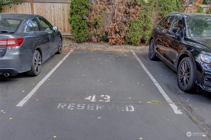 1740 NE 86th Street 315  Seattle WA 98115 photo