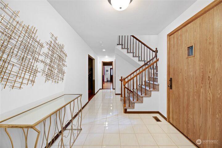 Property Photo:  13715 NE 36th Place  WA 98005 