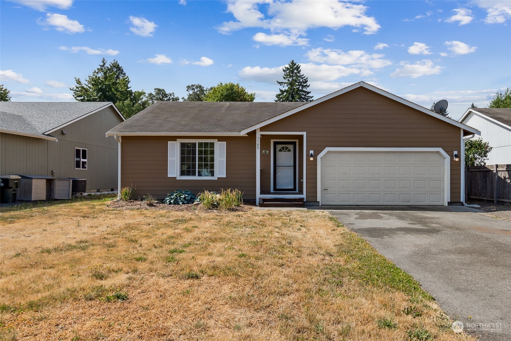 Property Photo: 1105 Lincoln Avenue E WA 98589
