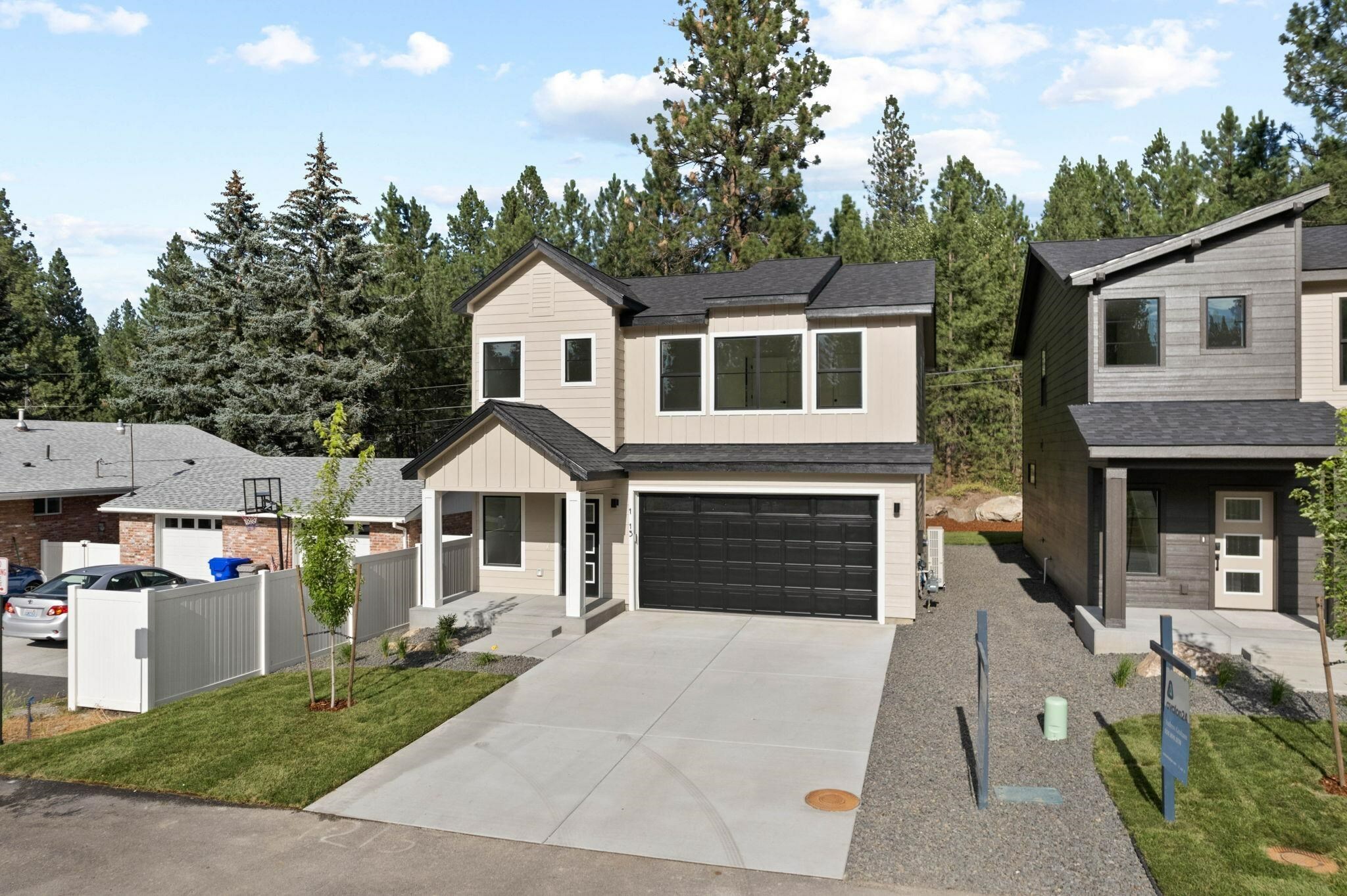 1215 S Radio Ln  Spokane Valley WA 99212 photo