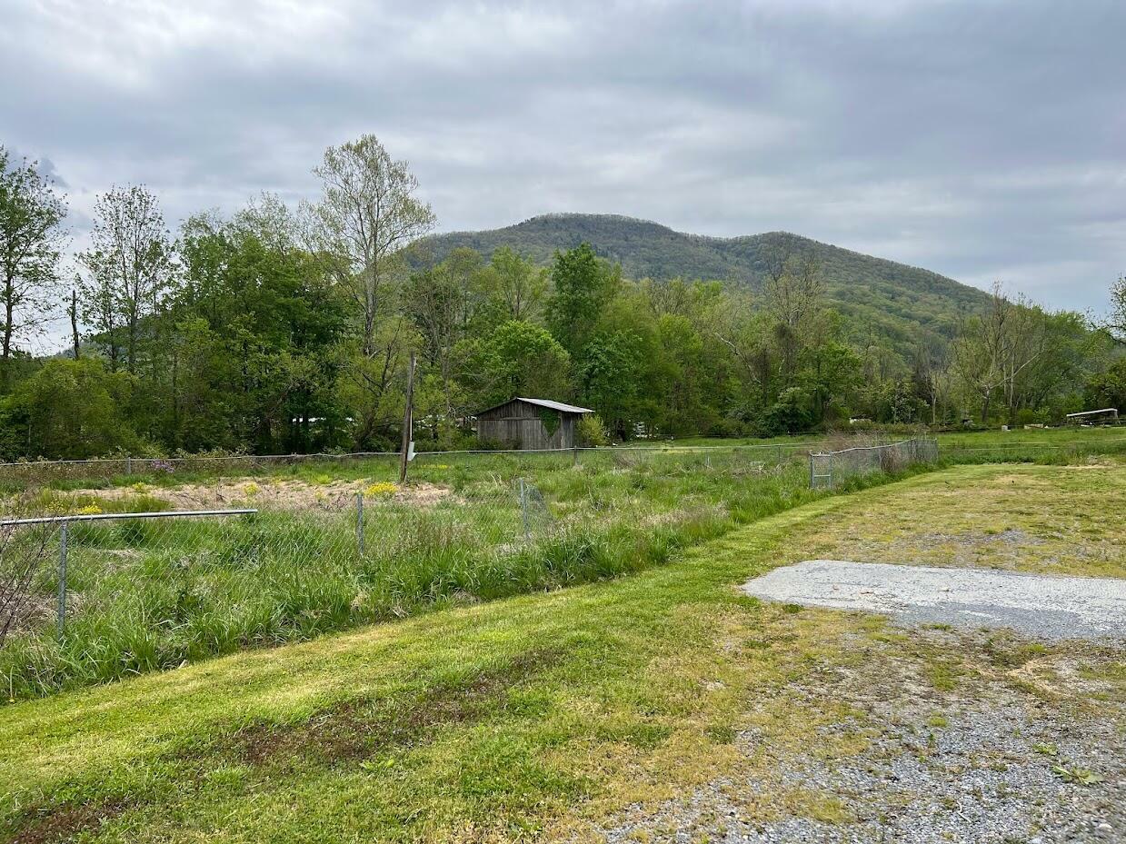 Property Photo:  123 Streets Lane Lot 1  TN 37658 