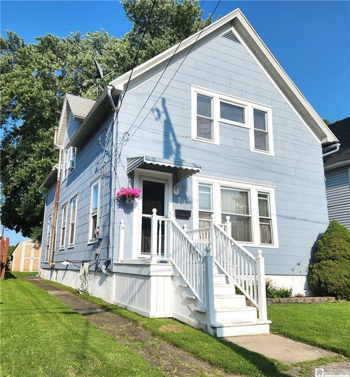 Property Photo:  716 Grant Avenue  NY 14048 