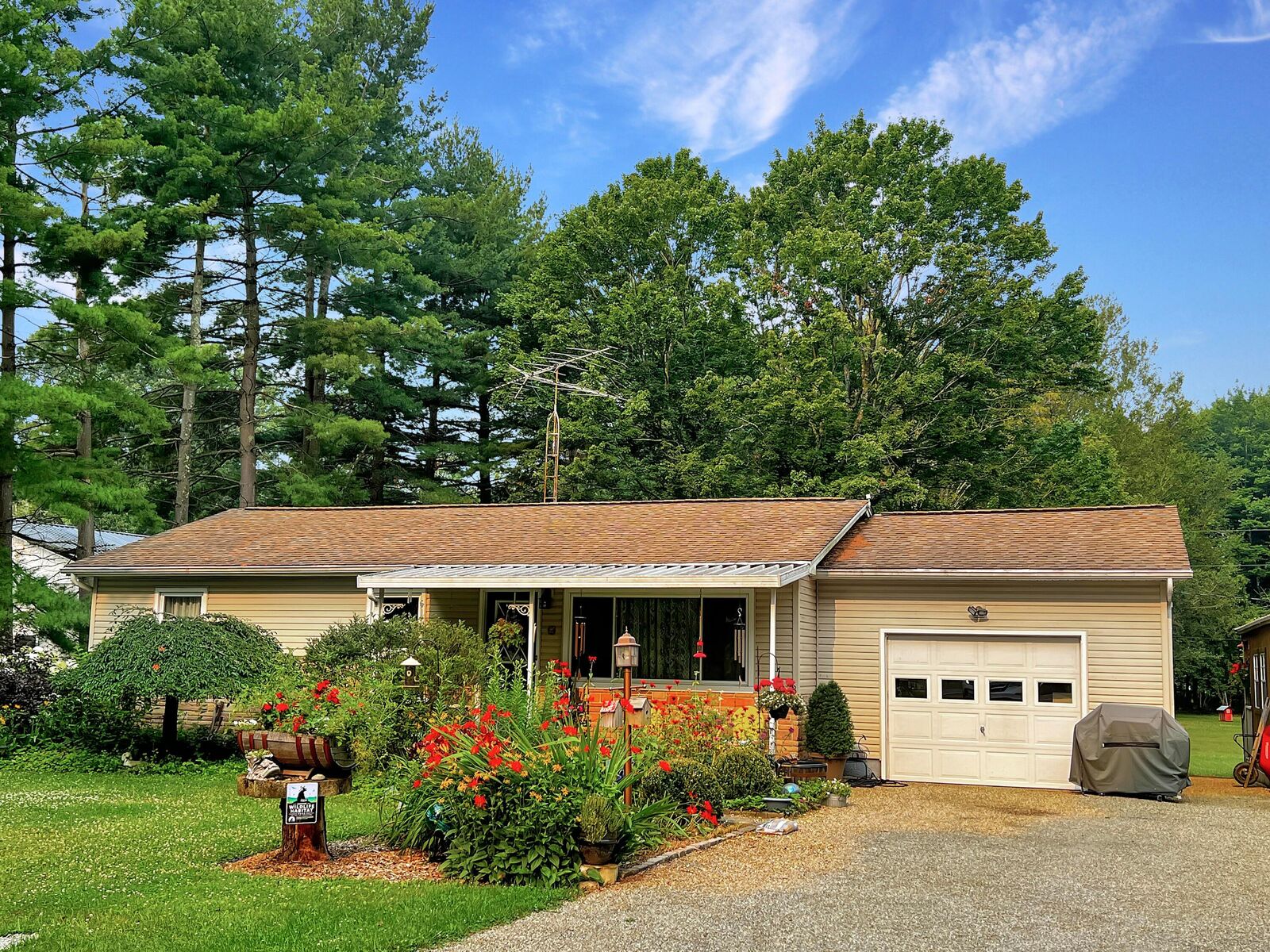 Property Photo: 7376 State Route 19 OH 43338