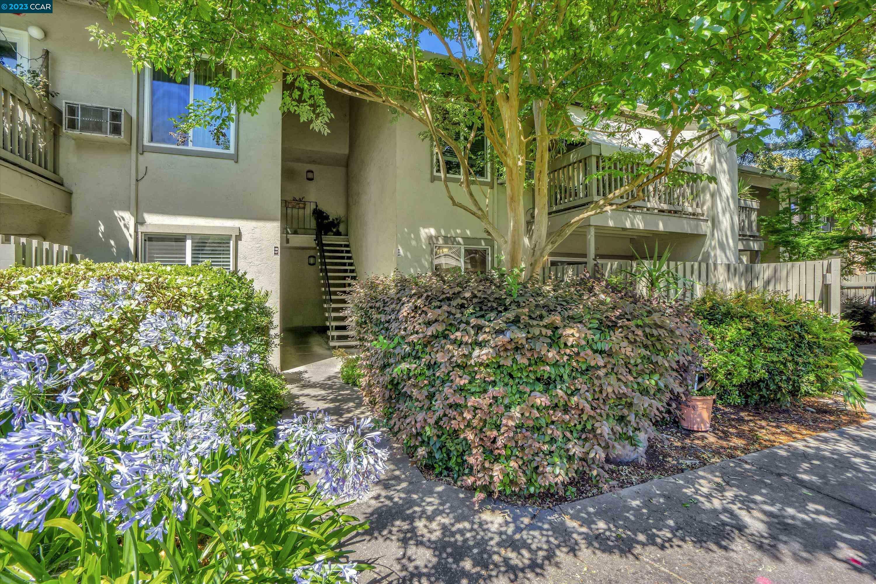 Property Photo: 2564 Walnut Blvd 109 CA 94596