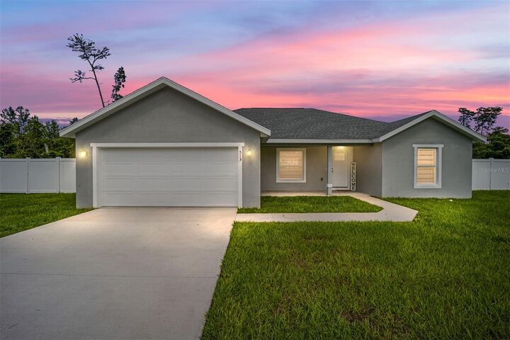 Property Photo:  513 Marion Oaks Drive  FL 34473 