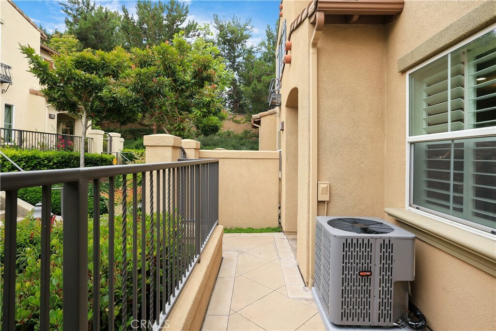 Property Photo: 74 New Season CA 92602