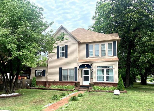 Property Photo:  214 South 3rd St.  MO 63834 