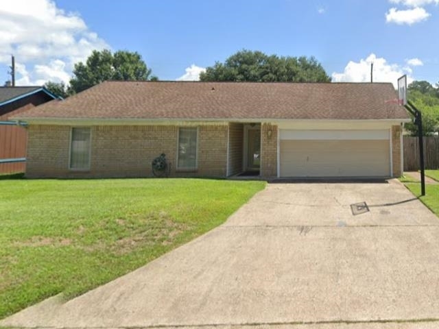 Property Photo:  4640 Glen Oaks  TX 77708 