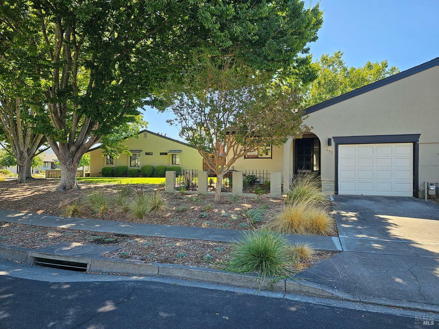 Property Photo:  157 Vineyard Circle  CA 94599 