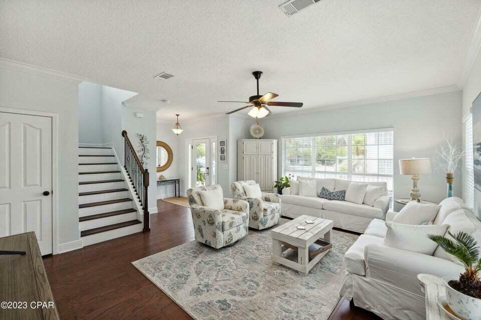 Property Photo: 6 Barbados Lane FL 32461