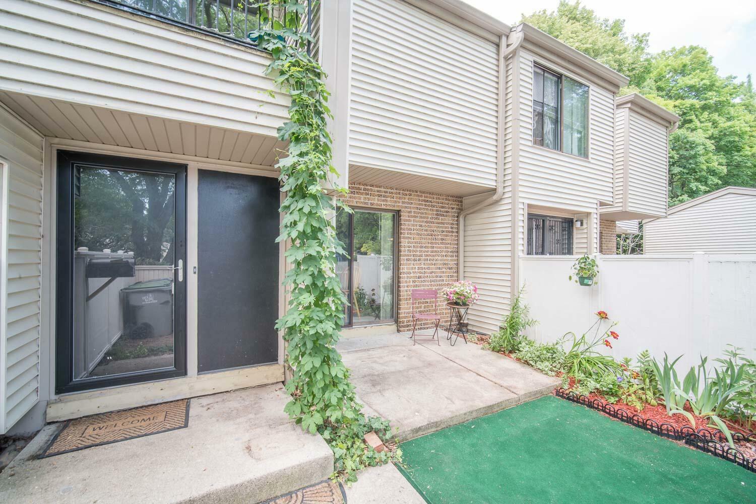 Property Photo:  9030 N 70th St 4  WI 53223 