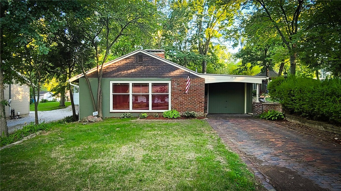 Property Photo:  2915 E Main Street  IL 62521 