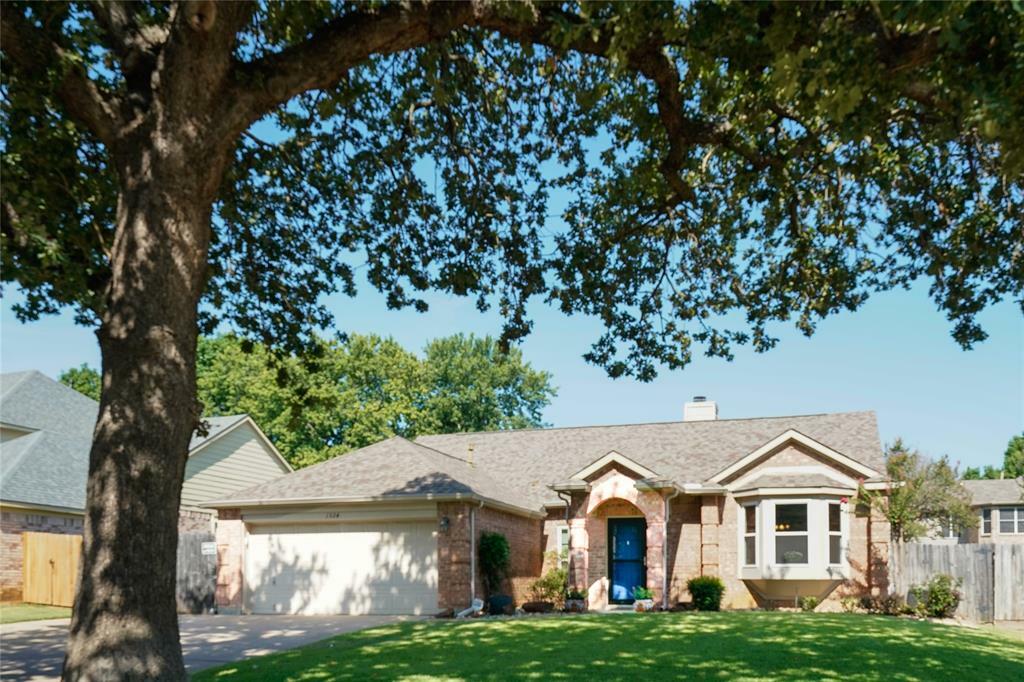 Property Photo:  1524 Fuqua Drive  TX 75028 