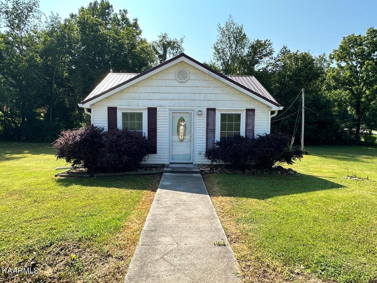 Property Photo: 3602 Strong Rd TN 37806