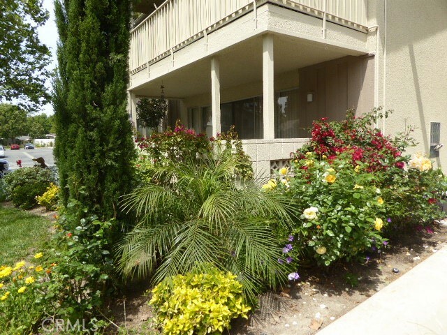 Property Photo:  364 Avenida Castilla  CA 92637 