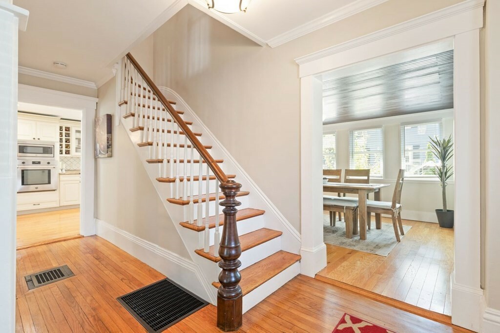 Property Photo: 288 Albion St MA 01880