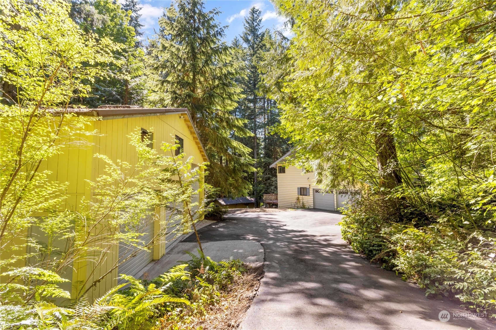 Property Photo:  14969 256th Avenue SE  WA 98027 