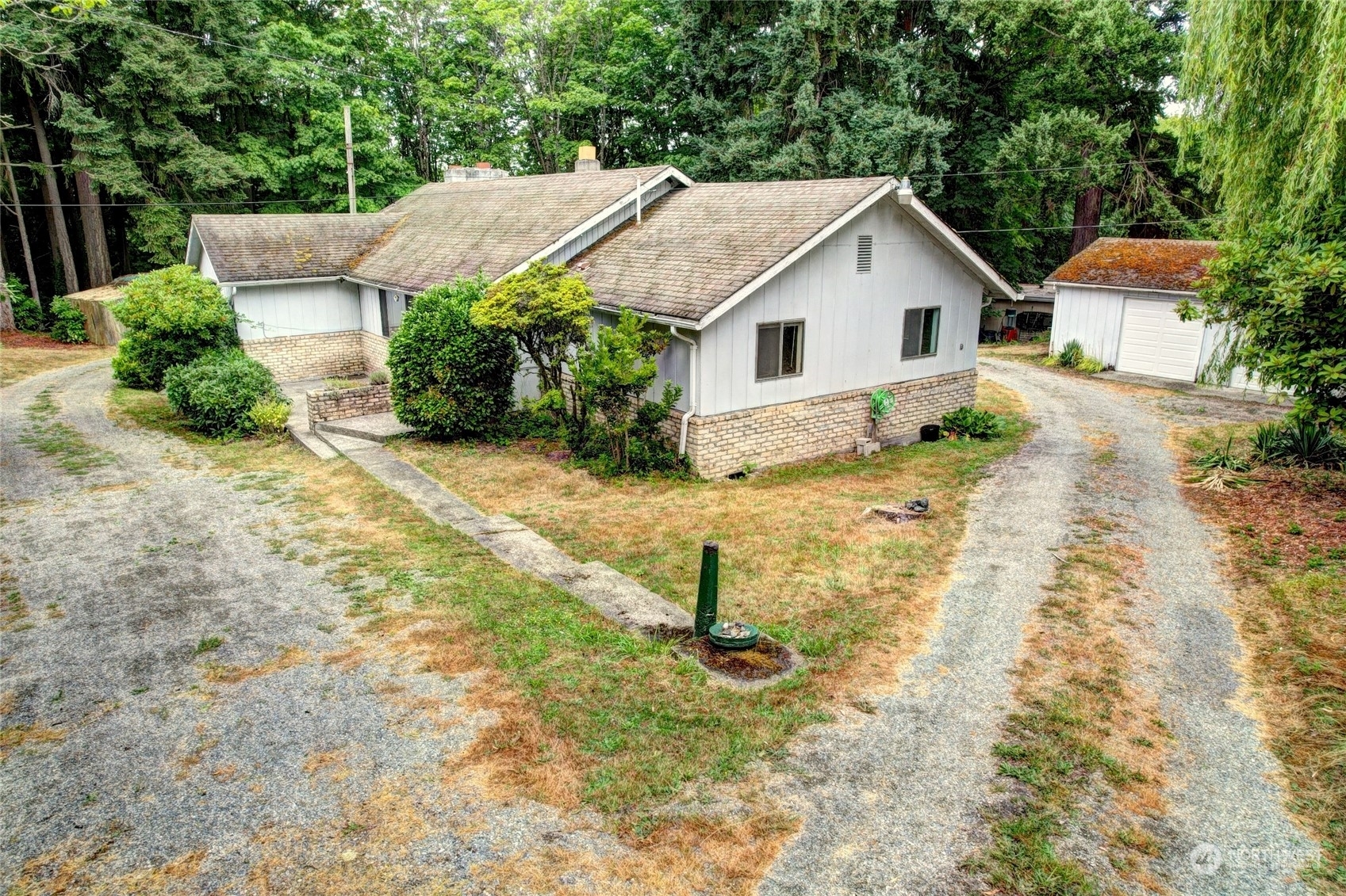 Property Photo:  16127 88th Avenue NE  WA 98028 